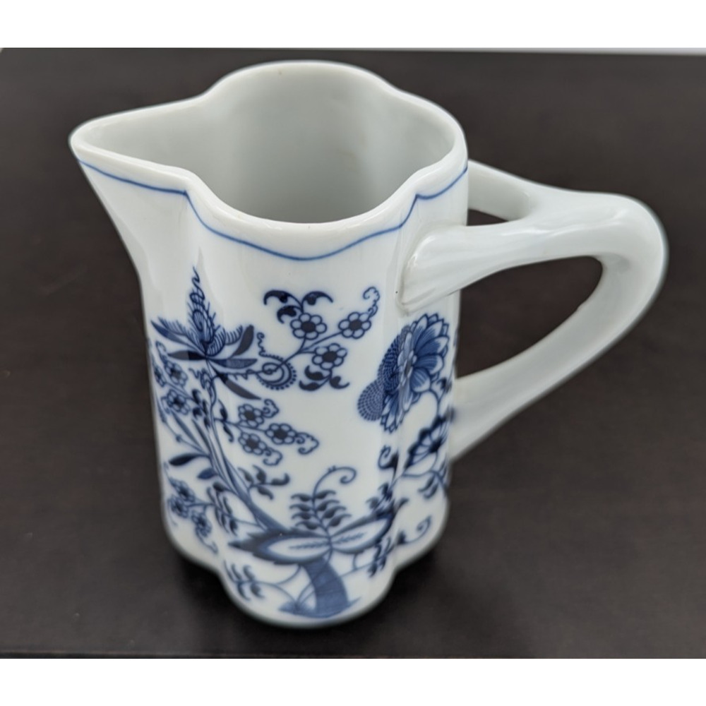 Vintage Blue Danube Blue Onion Jug Pitcher 5.5" Ribbon Banner Mark - Picture 2 of 11